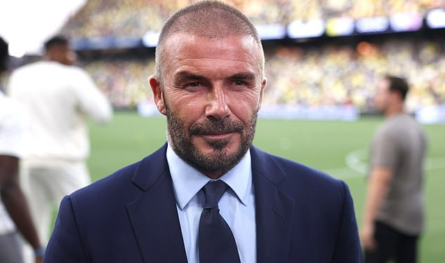 Hiện giờ cầu thủ David Beckham đã trở thành huấn luyện viên