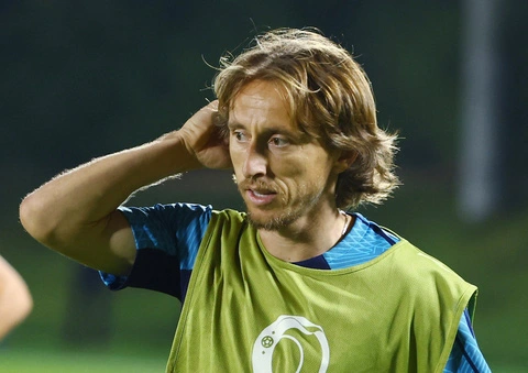 Một vài giây phút bối rối của Luka Modric