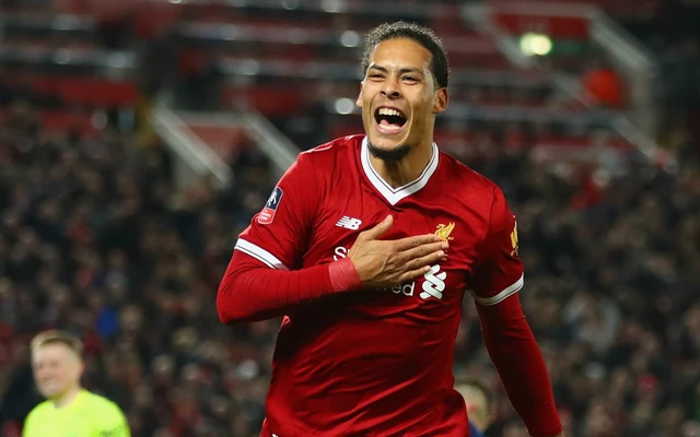 Hình ảnh mừng rỡ khi ghi bàn của cầu thủ Virgil van Dijk