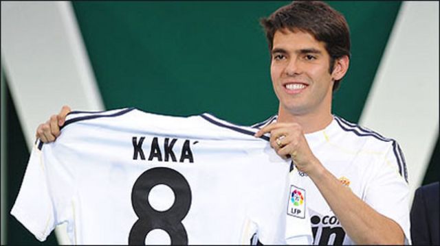 Hình ảnh số áo của cầu thủ Kaka
